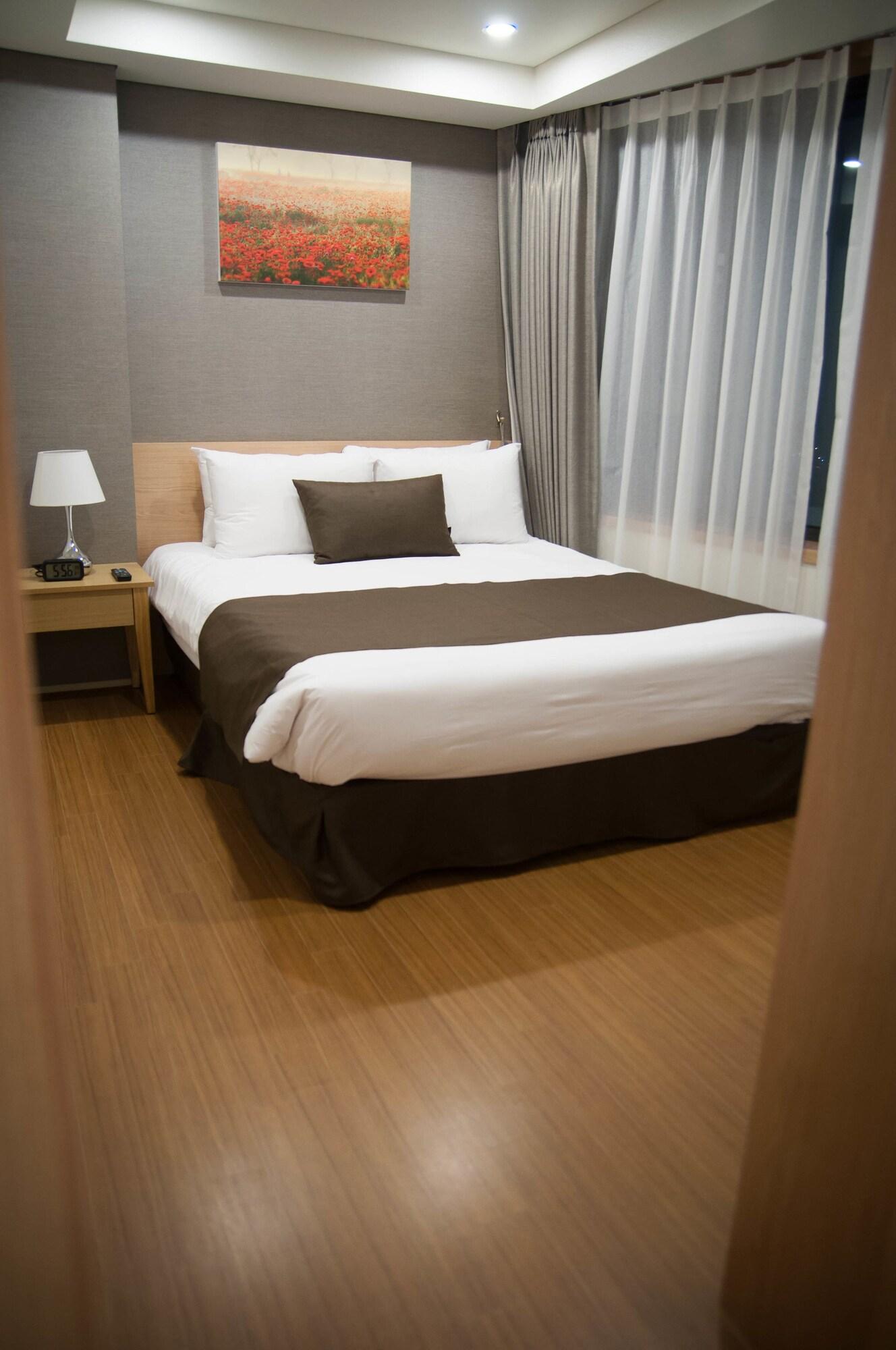 Benikea Jungmun Hotel Seogwipo Exteriör bild