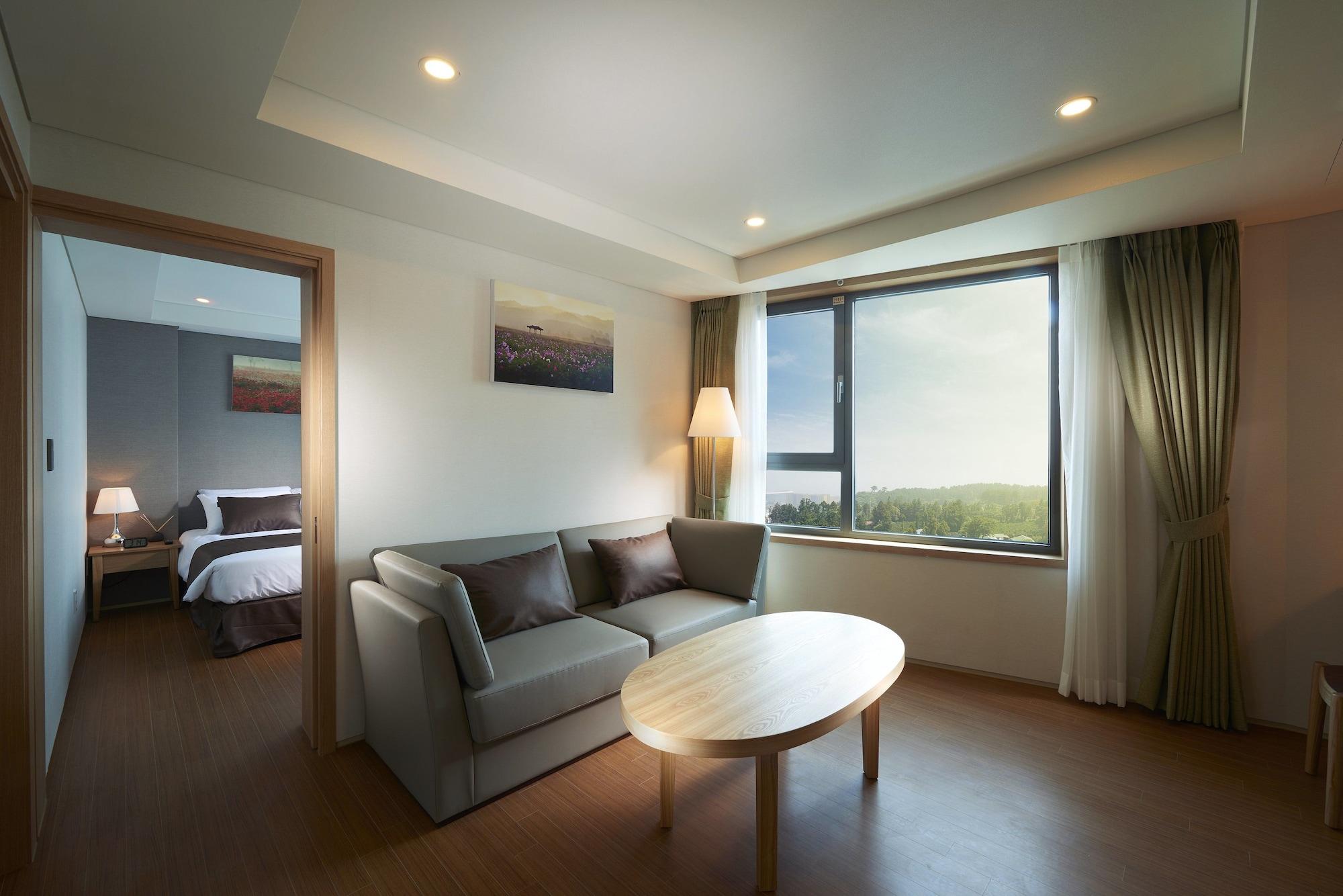 Benikea Jungmun Hotel Seogwipo Exteriör bild